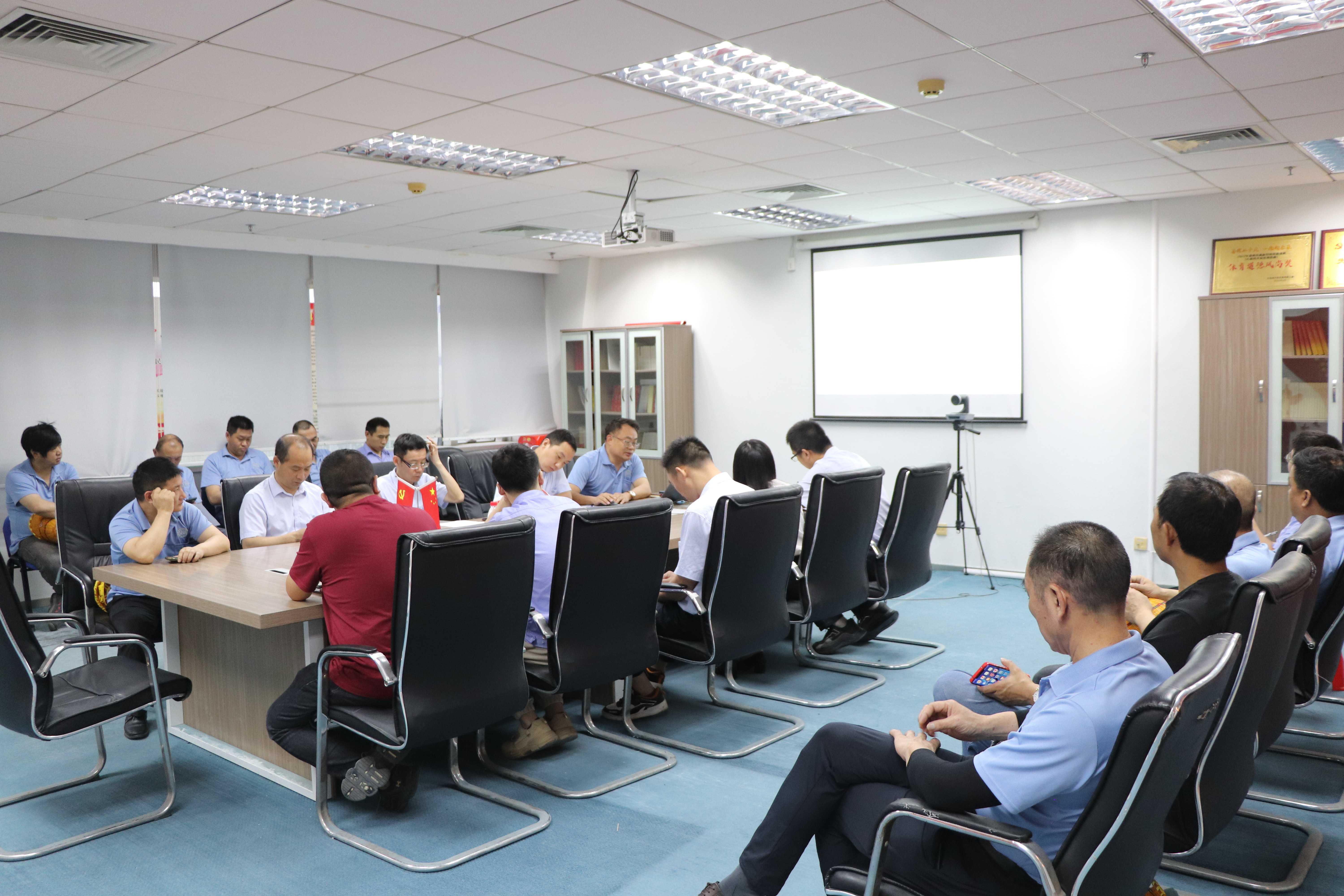 图片 2.jpg 图片 2.jpg